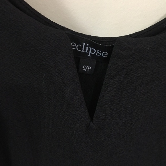 Elegant Black Sleeveless Jumpsuit - Picture 3 of 4